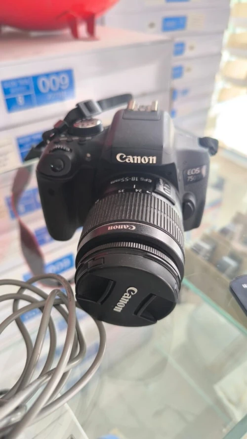 Canon 750D avec 18-55mm كاميرا  كانون احترافية