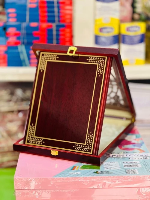 Trophée en Bois تروفي حطب  أنيق 