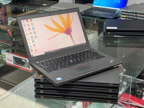 THINKPAD X270 / I5 7EME / 8G /256 SSD /12.5