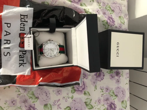 Montre Gucci + Gucci sneaker snake