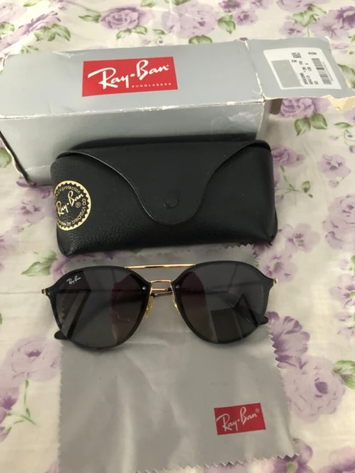Ray ban