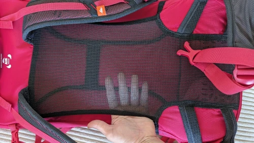 Sac a dos de randonnée bivouac trekking montagne mh500 30l femme noir rose