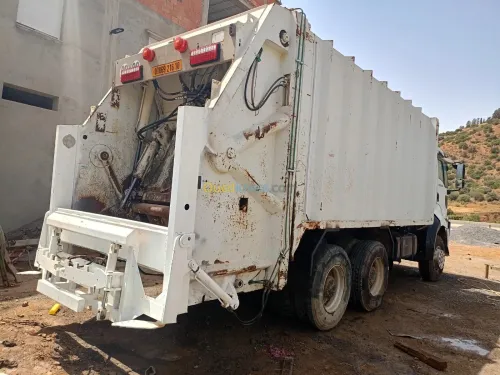 Ford Cargo 2016