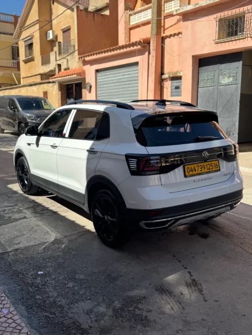 Volkswagen T-Cross 2025 R-line