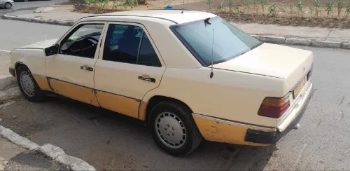 Mercedes Classe E 1987 Classe E