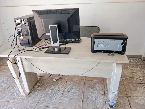 mobilier de bureau à vendre