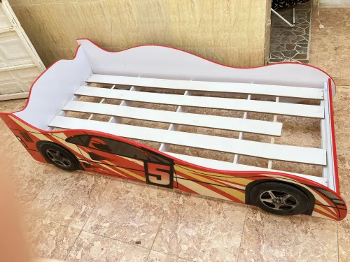 Lit pour enfants de voiture