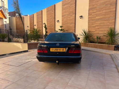 Mercedes Classe E 2001 Classe E