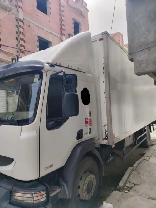 Renault 240dxi midlum 2013