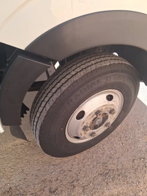 Nissan Cabstar 2013
