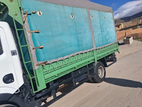Nissan Cabstar 2013