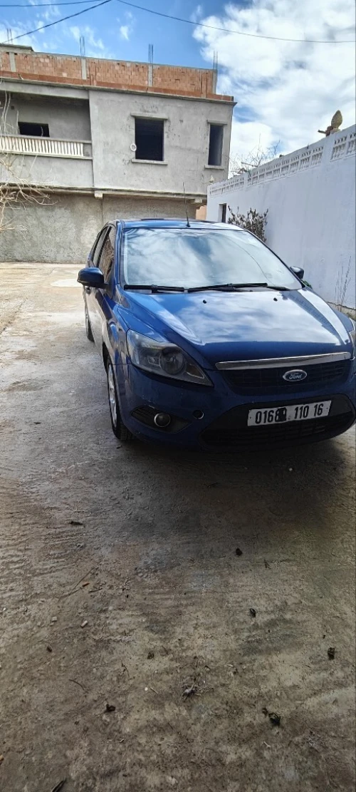 Ford Focus 2010 2 box