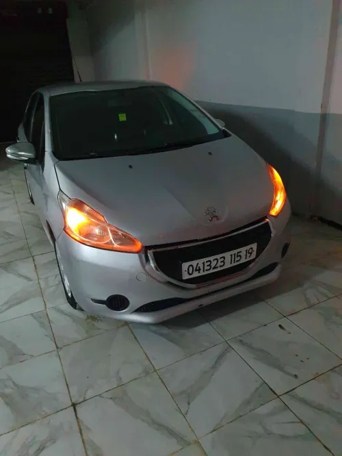 Peugeot 208 2015 208