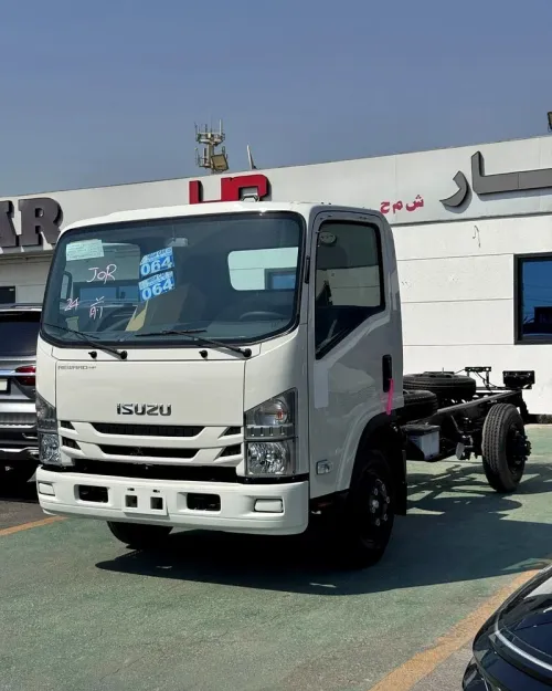 Isuzu Npr 71 2025