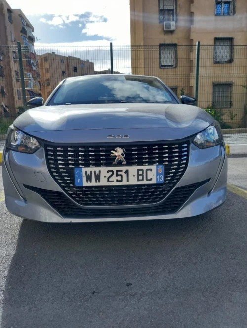Peugeot 208 2023 Allure Pack