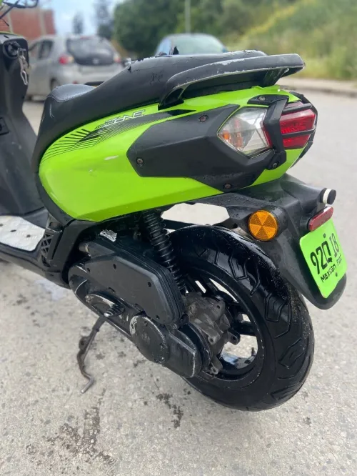 Peugeot Street zone la 50 cc 2016