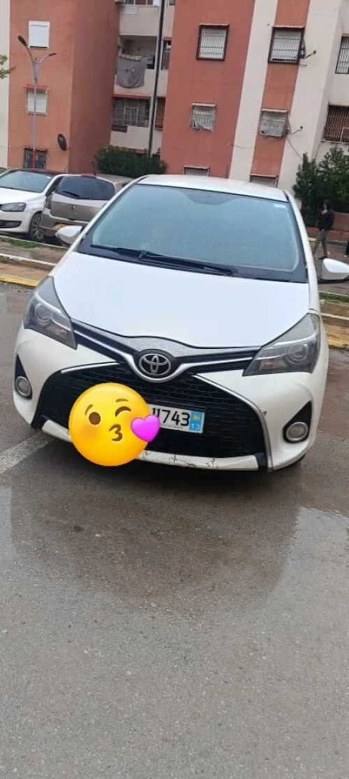 Toyota Yaris 2017 Red Edition
