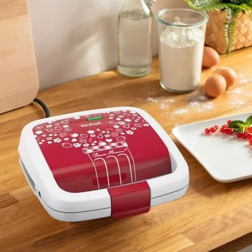  gaufres tefal 700W WAFFLE TIME Bonne Maman  WD17B510 