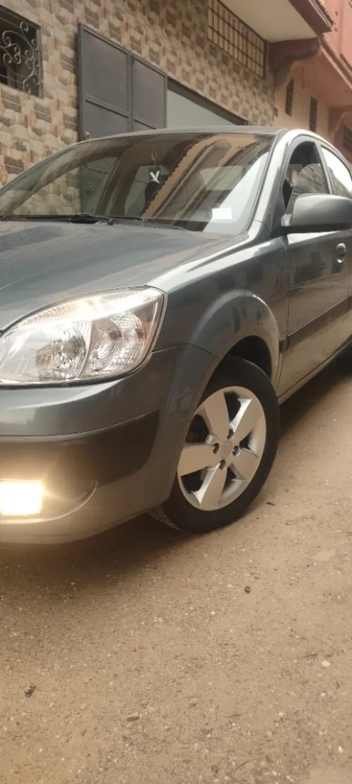 Kia Riyo 3 2009 La toute