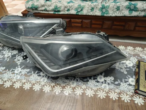 اضواء امامية وسطوبات