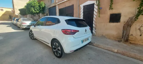 Renault Clio 5  2023 Evolution