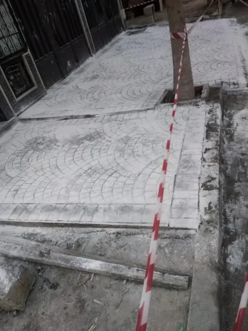 Béton imprimé et résine époxy