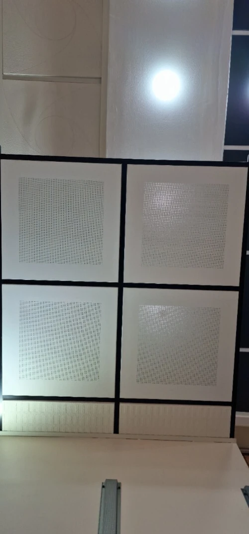Faux plafond démontable