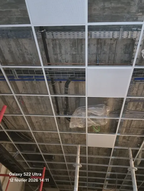 Faux plafond démontable