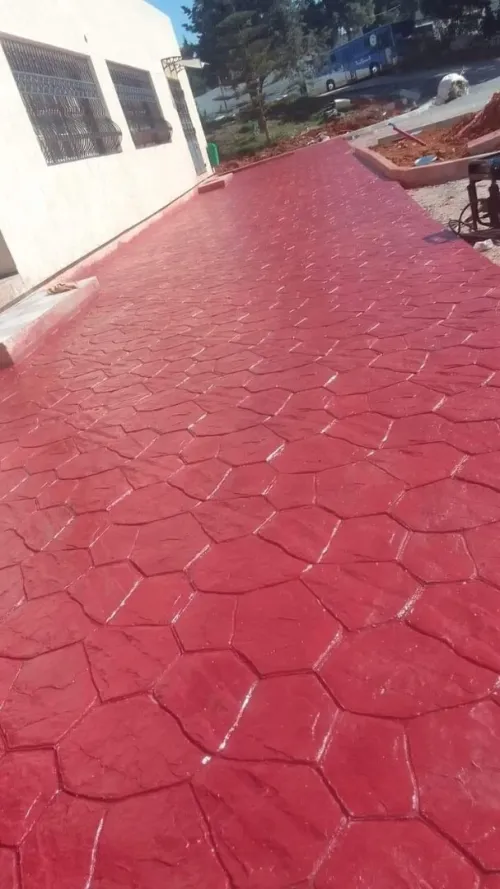Béton imprimé et résine époxy