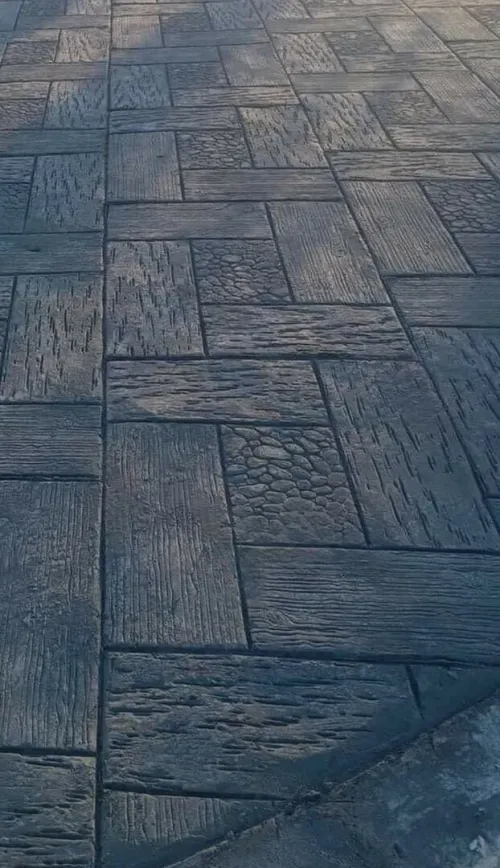 Béton imprimé et résine époxy