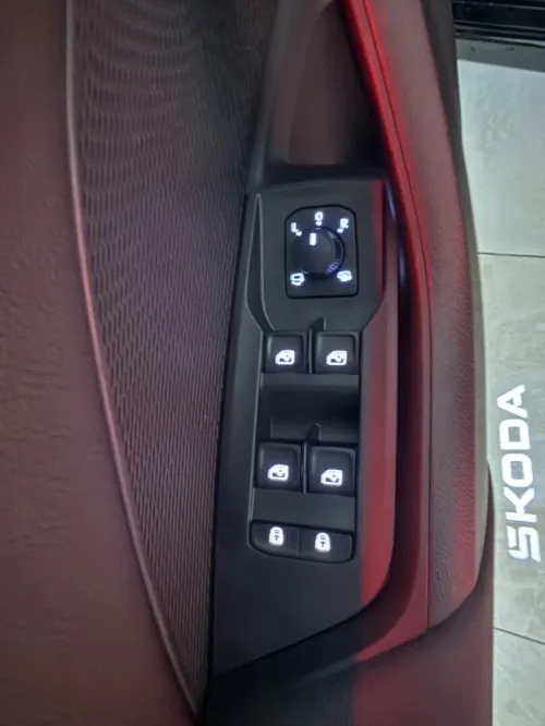 Skoda OCTAVIA 2026 SPORT Line