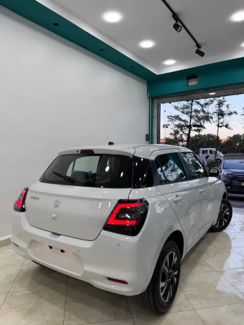 Suzuki Swift 2026 Full