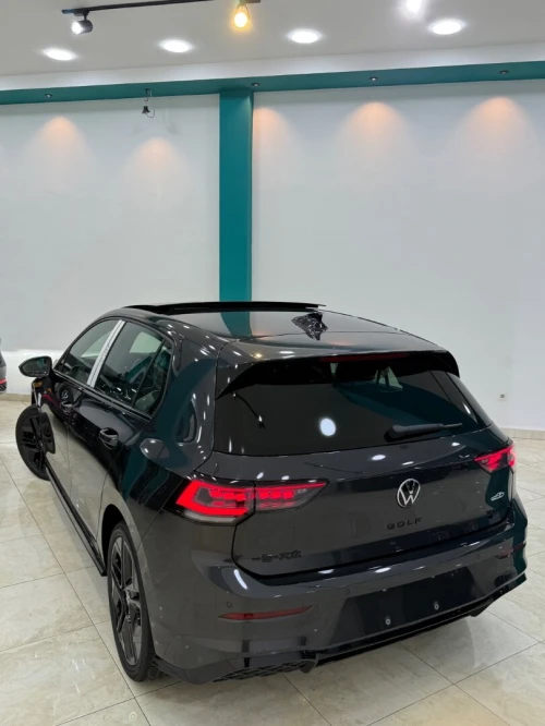 Volkswagen GOLFE 8.5 2026 RLINE