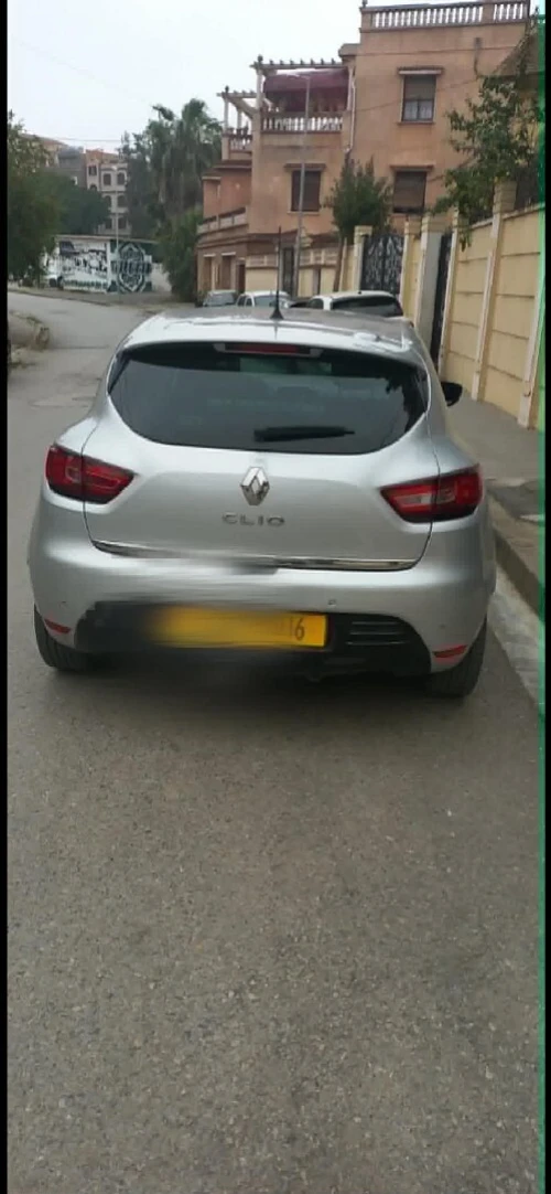 Renault Clio 4 2019 Limited 2