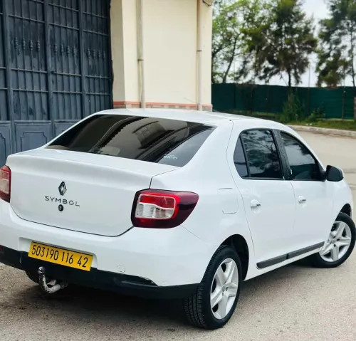 Renault Symbol 2016 Collection