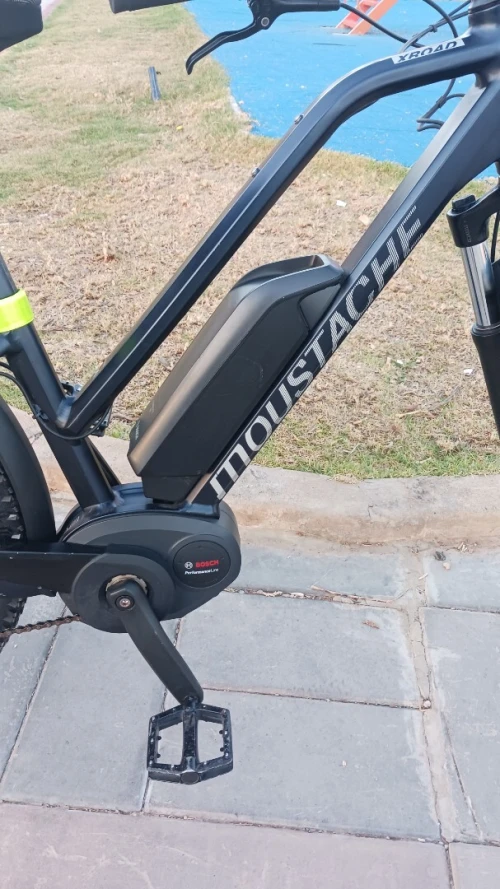 Vtc electrique moustache samedi 27 