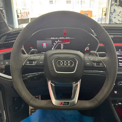 Audi RsQ3 2023 S.line