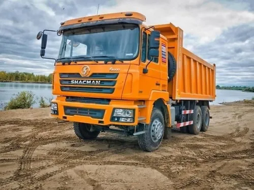 SHACMAN F 2000 2026
