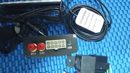 Traceur GPS & GPRS véhicule NR008