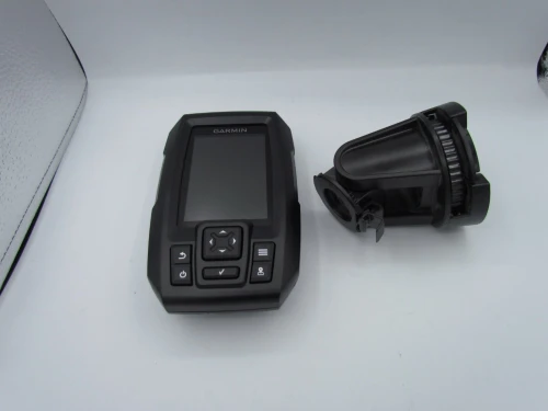 GPS Sondeur Garmin Striker pour Peche Carte Algerie