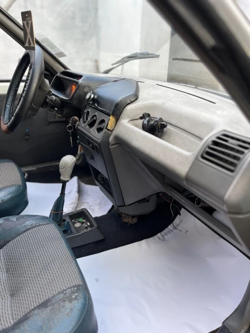Peugeot 205 1990 