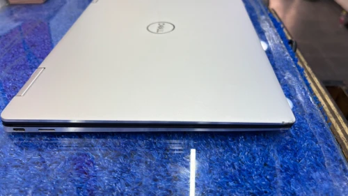 Dell XPS 13 9310 (2-in-1) Tactile x360 - Écran 4K / État 9/10 (Sans Accessoires)