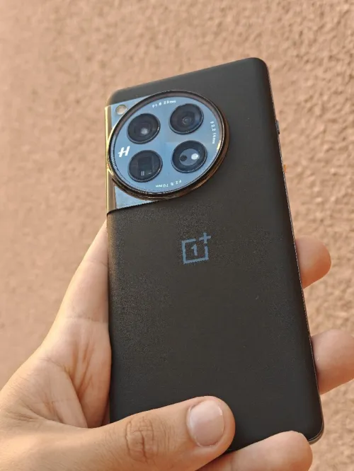 OnePlus 12