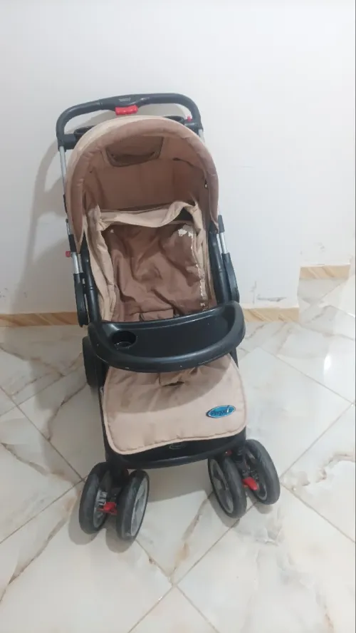 Poussette (voiture d'enfant)