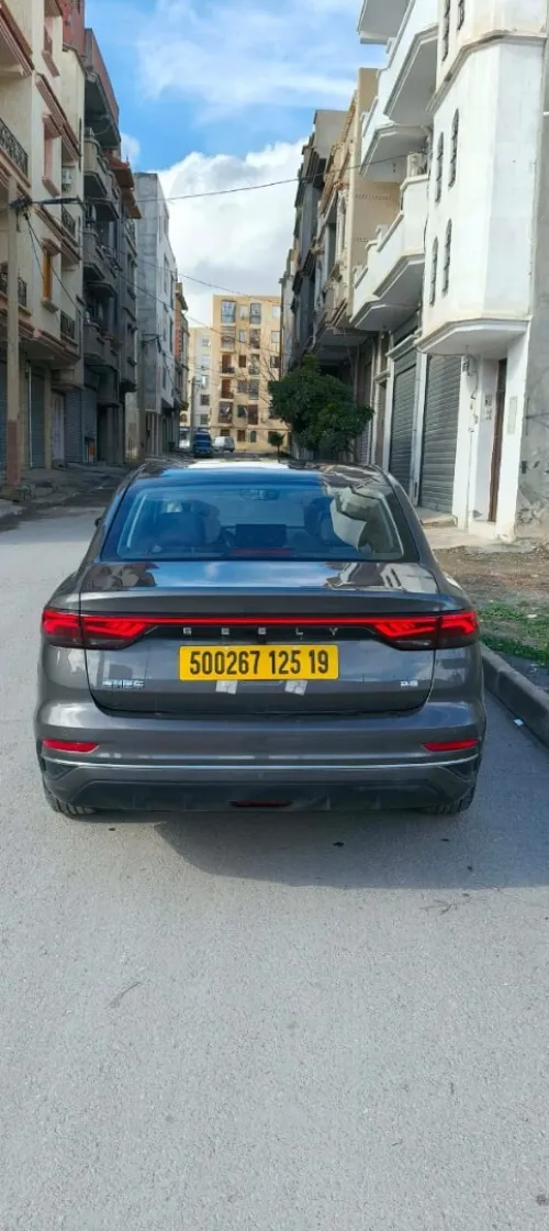 Geely Emgrand 2025 Fulle option