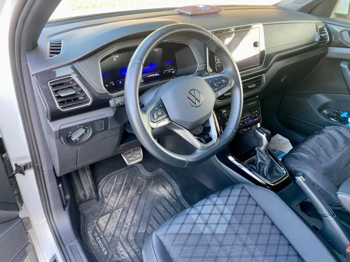 Volkswagen T-Cross 2024 R-line