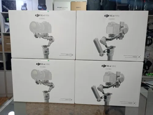 DJI RS 4 Mini Combo