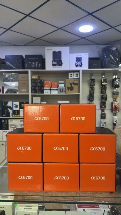 Sony A6700 avec kit 16-50 mm II