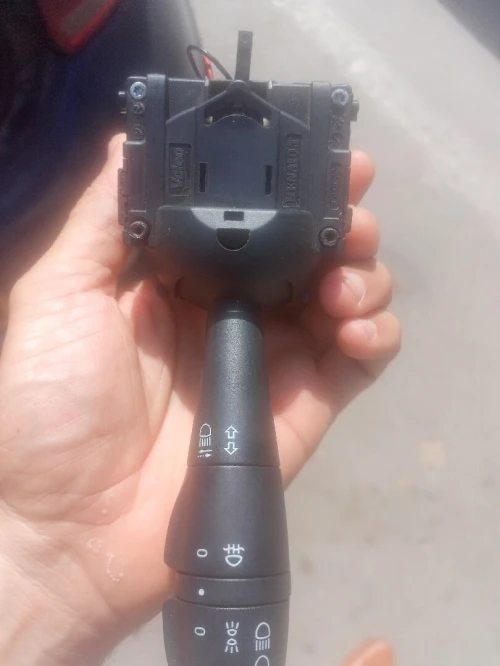 Commodo de clignotant DACIA RENAULT