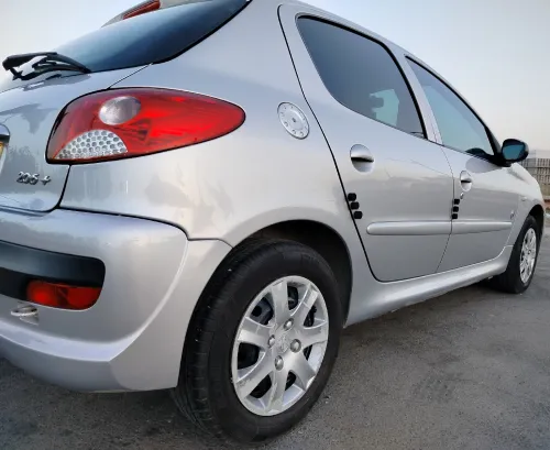 Peugeot 206 Plus 2011 Accepte échange